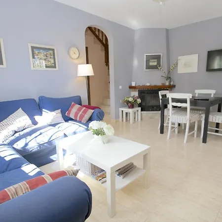 Holiday home Arenda Pino Alto Masia 2 *